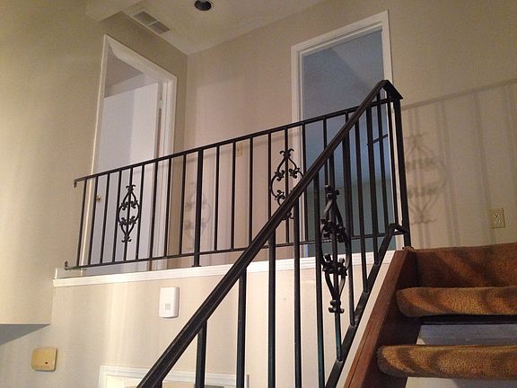 5th image of 2125 Country Walk Way SE #B