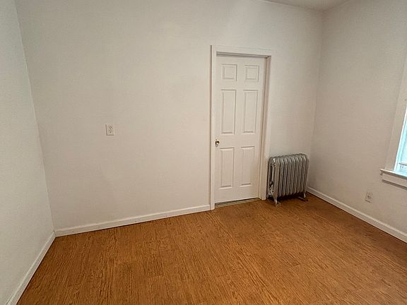 4th image of 1030 Throggs Neck Expy APT 1