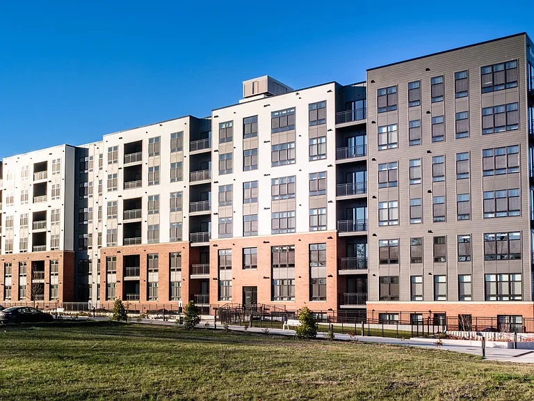 Harwood Flats — Photo 26