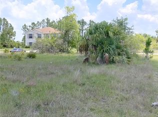 362 Chalet Ave S, Lehigh Acres, FL 33974