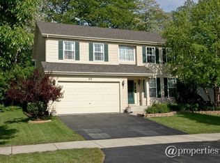 413 Fallbrook Dr, Dundee, IL 60118