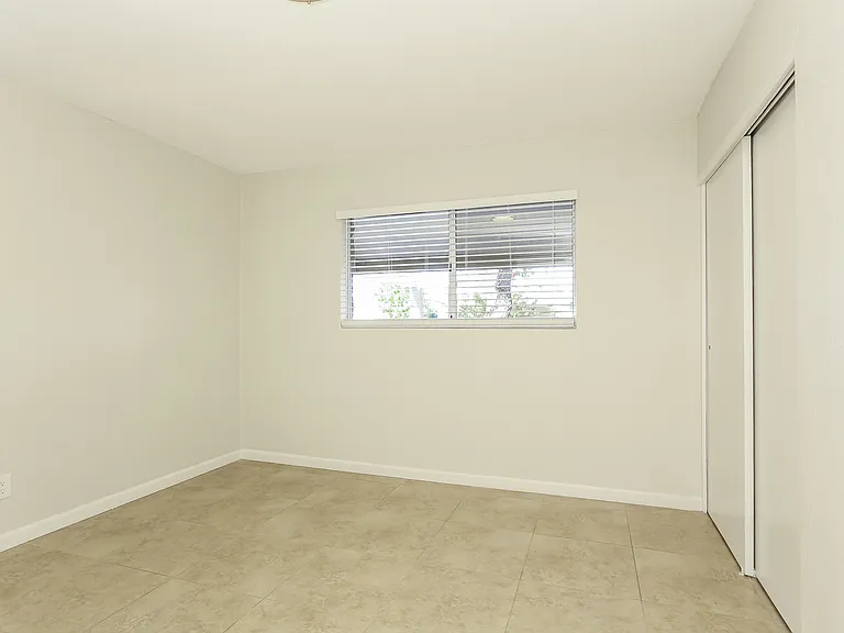 8301 E Turney Ave — Photo 8