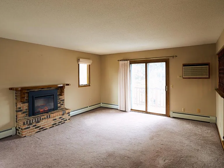 424 9th St SE — Photo 7
