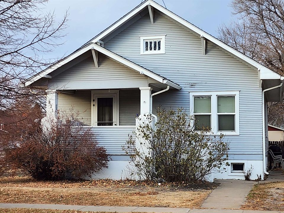 1st image of 821 W B St
