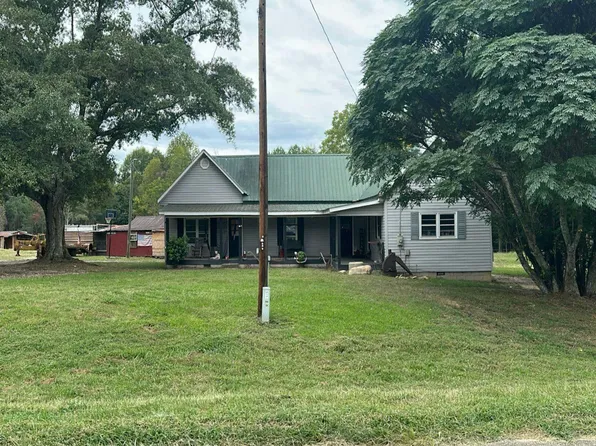 4243 Hunters Creek Rd, Carnesville, GA 30521
