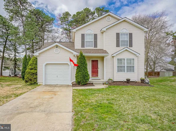 6 Monroe Ct, Berlin, NJ 08009