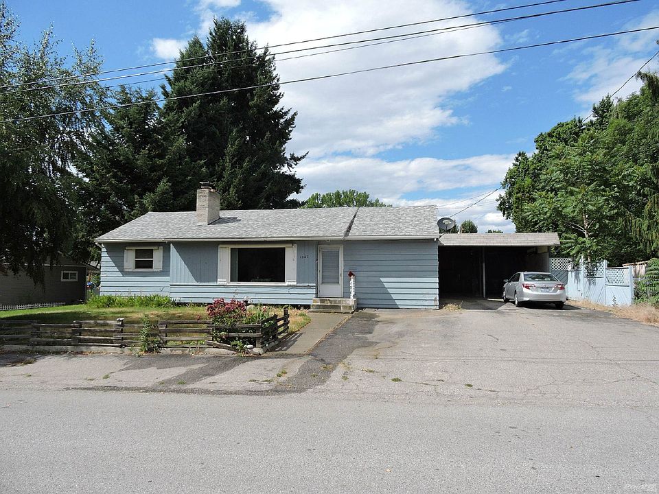 1387 1st St SE