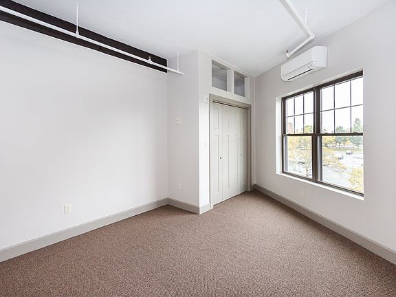 4th image of 100 Sagamore St Floor 3