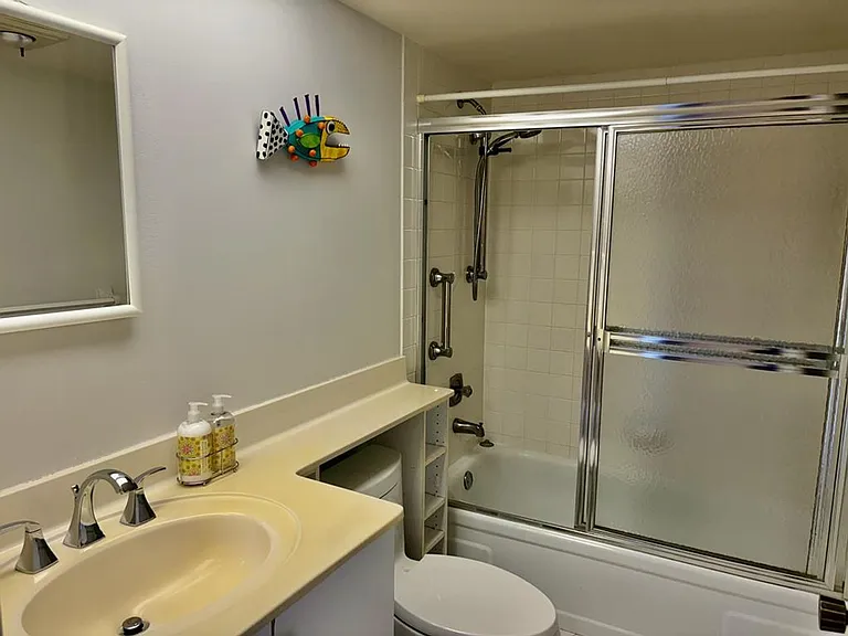 1000 Swallow Ave #12 — Photo 10