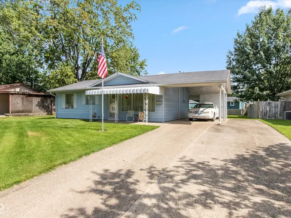 501 Mooreland Dr, New Whiteland, IN 46184