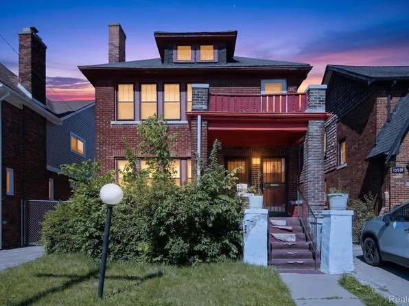 13551 Santa Rosa Dr, Detroit, MI 48238