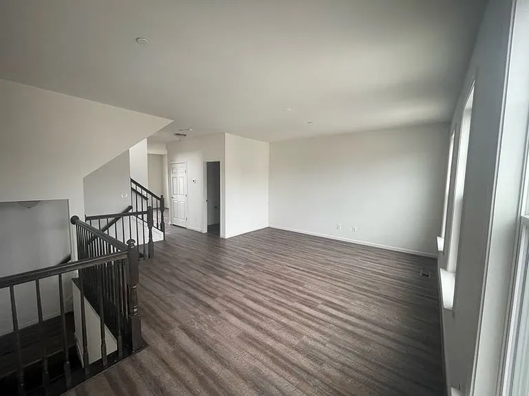 351 Ashby Commons Dr — Photo 8