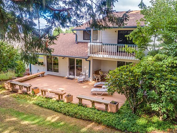 4th image of 3103 SE Spyglass Dr