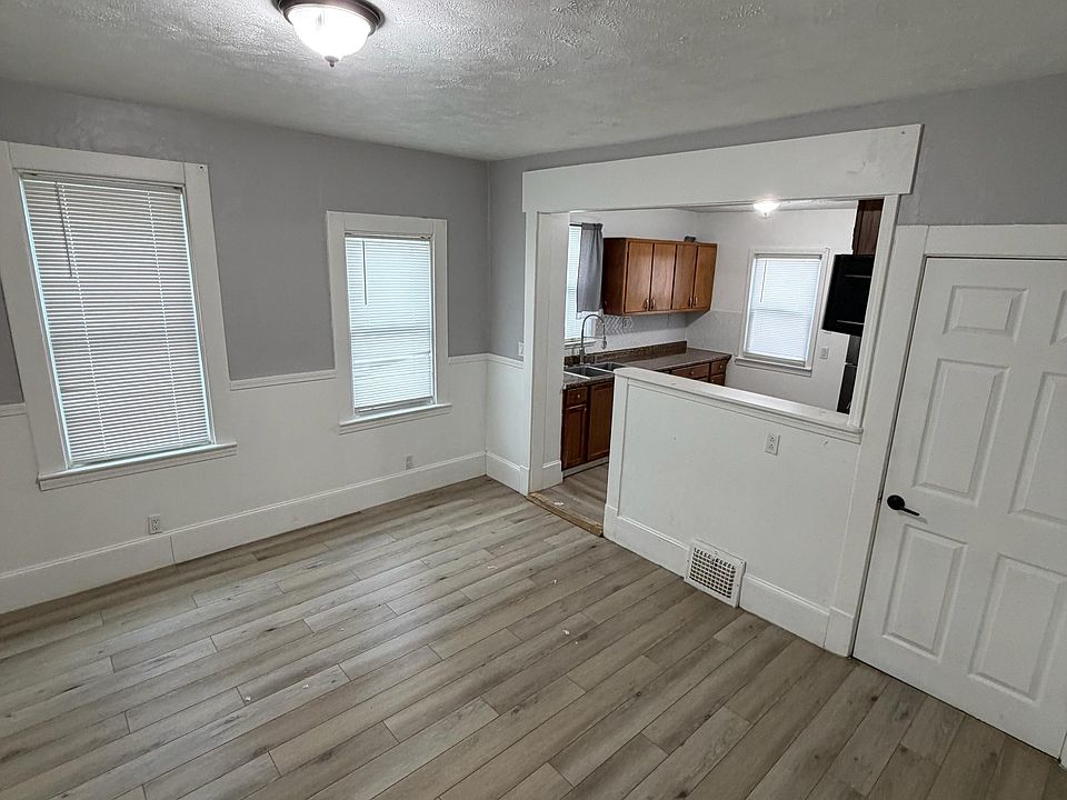 1st image of 4299 W 30th St #1