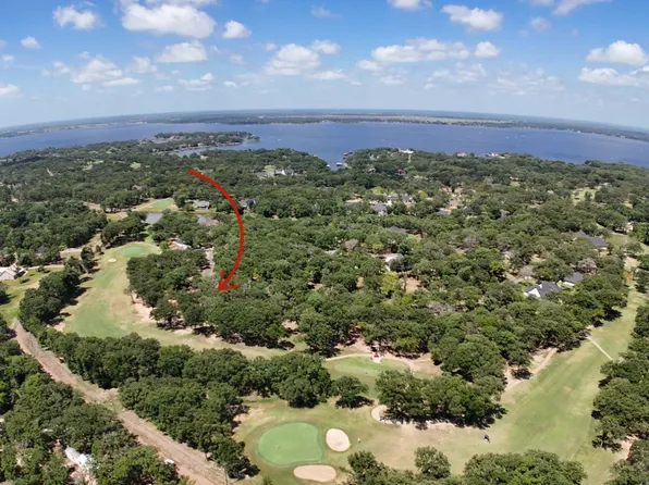 225 Colonial Dr, Mabank, TX 75156