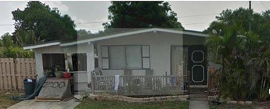 1st image of 4320 NE 18th Ave