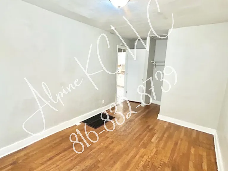 809 S Brookside Ave — Photo 10