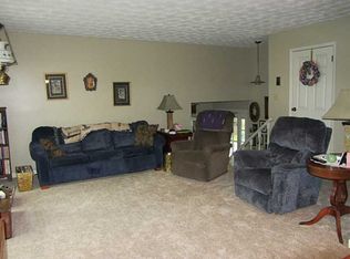 7647 Carolling Way, Indianapolis, IN 46237