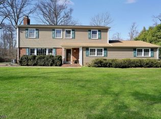518 River Rd, Belle Mead, NJ 08502