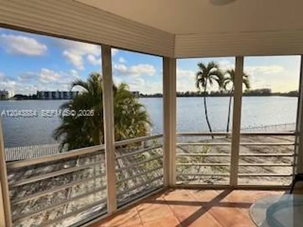 1100 NE 191st St #24-E, Miami, FL 33179