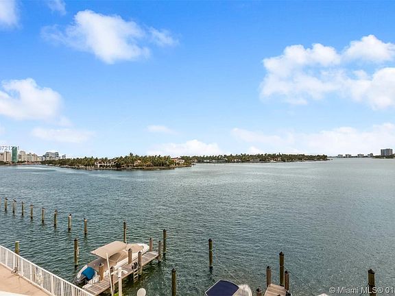 4th image of 6820 Indian Creek Dr #3F