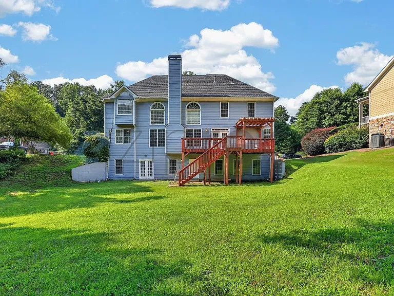 5115 Waldenbrooke Ct NW — Photo 3