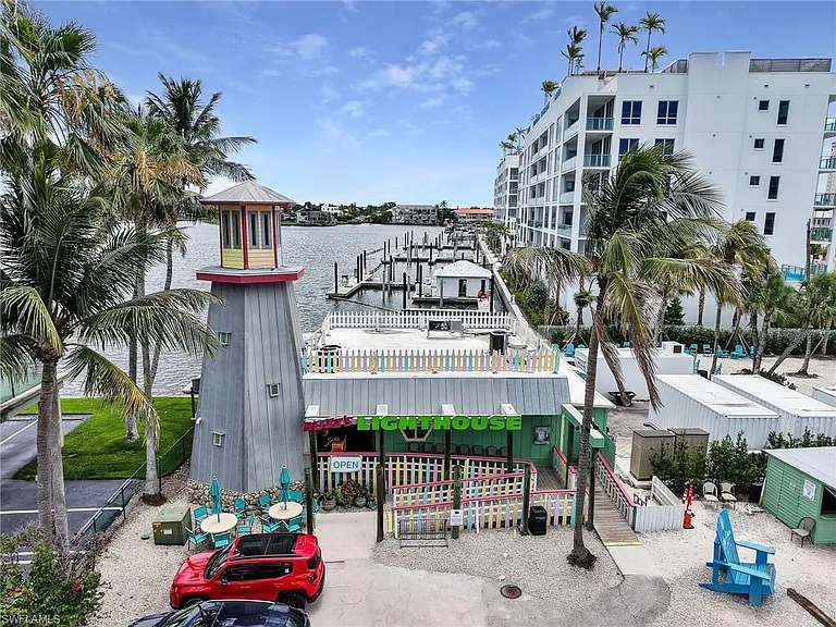 260 Southbay Dr #107 — Photo 32
