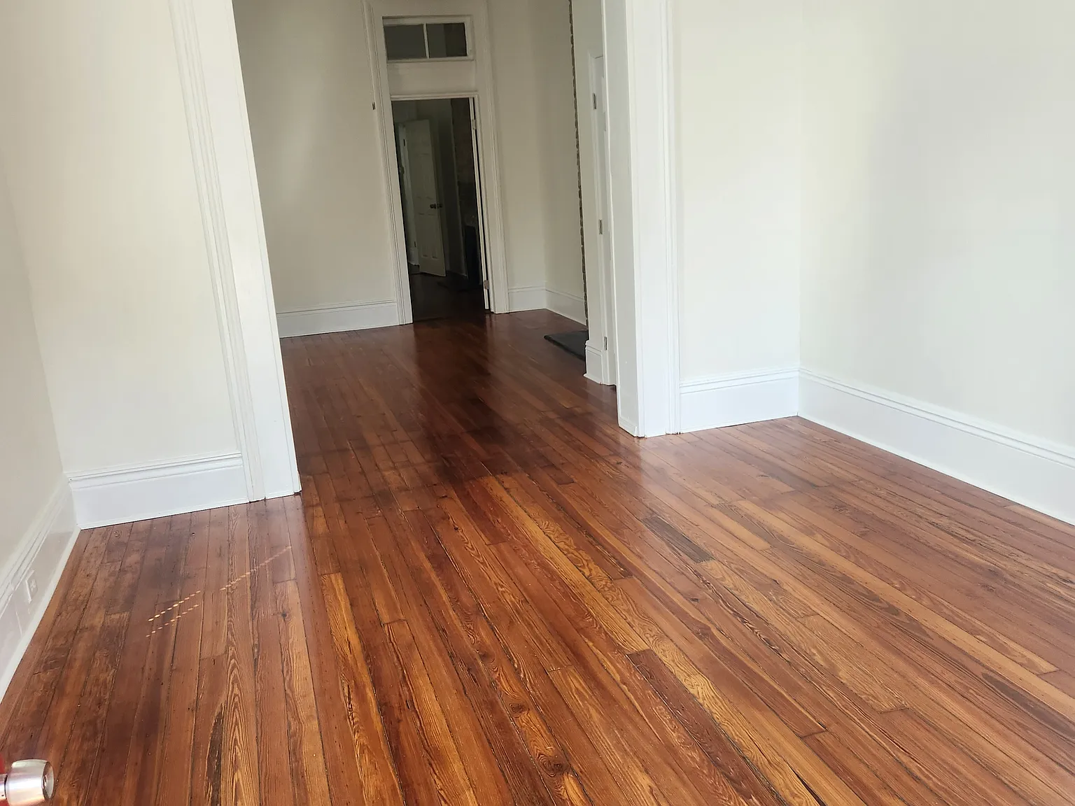 2 bed, 1200 sqft, $2,400 — Photo 2