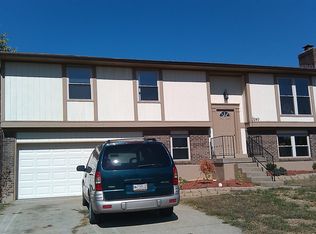 1249 Senate Cir, Radcliff, KY 40160