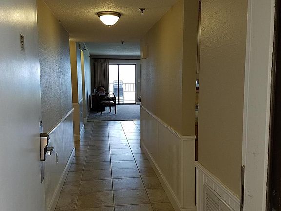 2nd image of 554 Coral Ct Unit 712