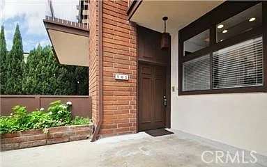 2 bed, 1184 sqft, $4,195 — Photo 3
