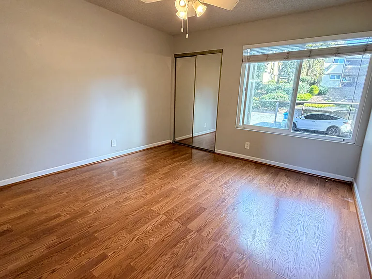 355 Parkview Ter #K4 — Photo 12