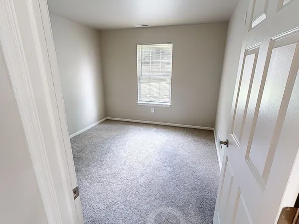 30 River Chase Dr #9, Dover, DE 19901