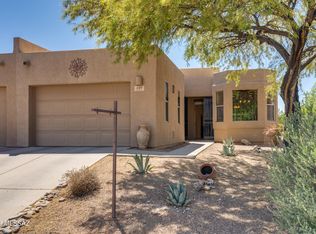 259 N Running Spring Dr, Green Valley, AZ 85614
