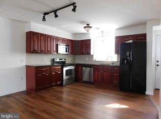 2417 Bloomsdale Rd, Levittown, PA 19057