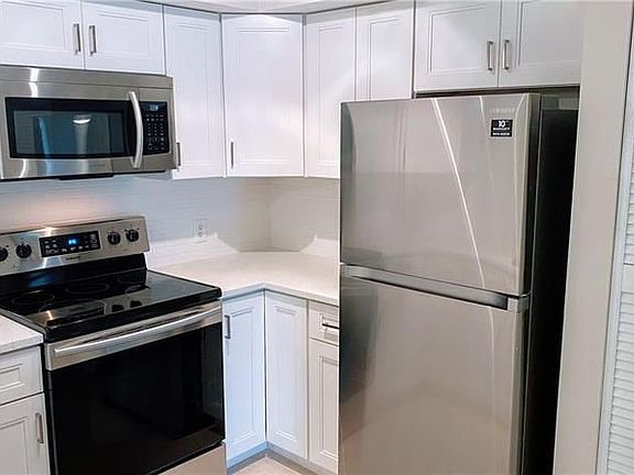 4th image of 7912 Sonoma Springs Cir APT 105