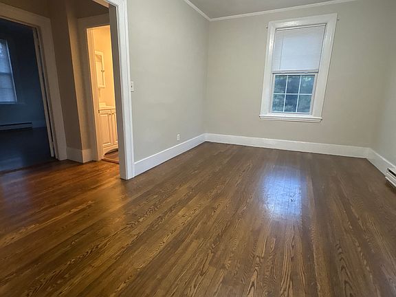 4th image of 37 Dutcher St APT 5