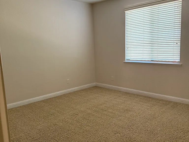 5898 N Shiraz Ave — Photo 17