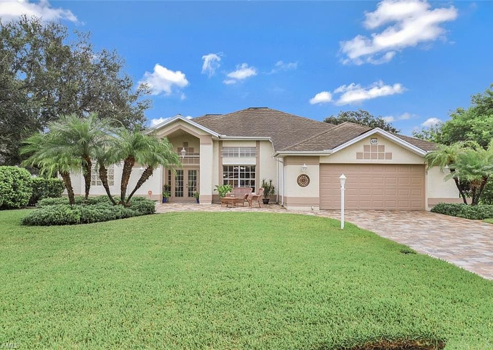 1st image of 689 Grass Cove Ct