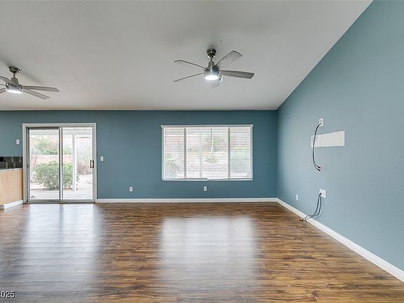 5th image of 709 Heritage Point Dr