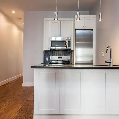 Rented by Nooklyn NYC LLC | media 14