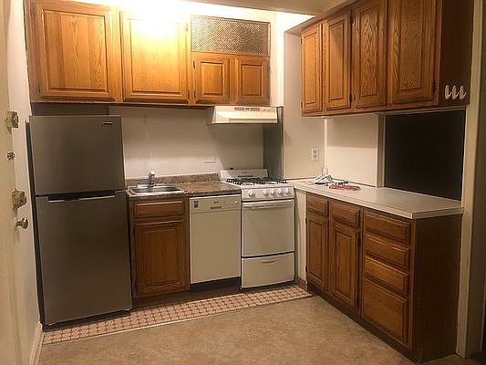 5th image of 65-74 Saunders St #3HG