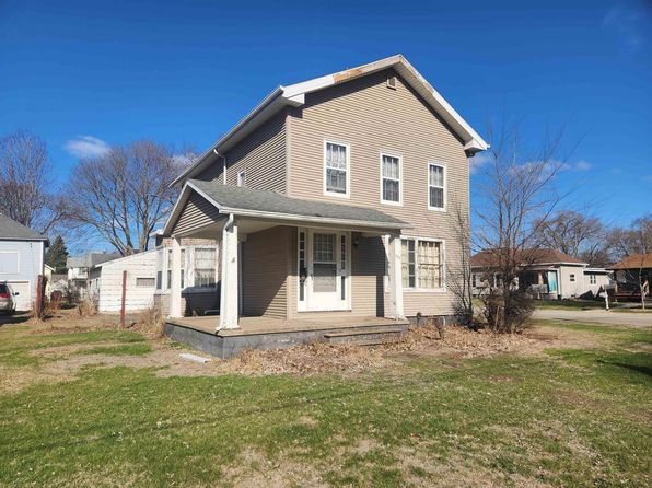 523 1st St NW, Waverly, IA 50677