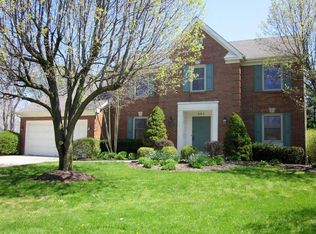 221 McCreary Ct, Powell, OH