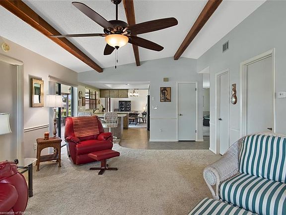4th image of 2320 Pasco Dr