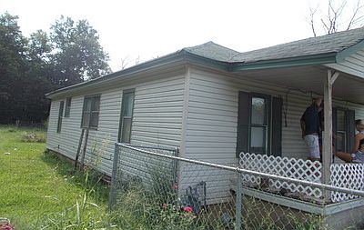4th image of 153 S Wilson Ave