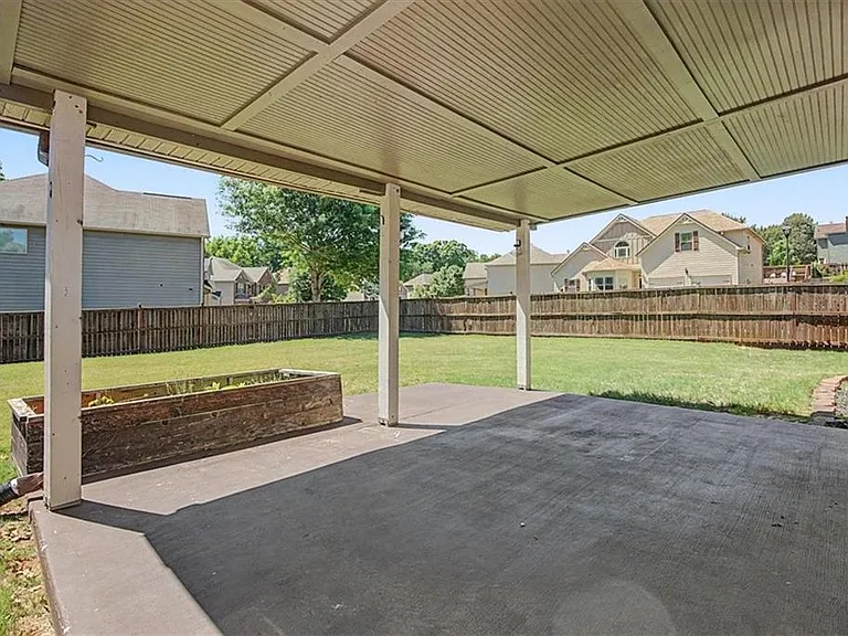 8757 Danley Dr — Photo 26
