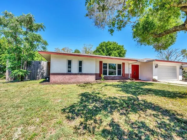 3417 Plantation Dr, Sarasota, FL 34231