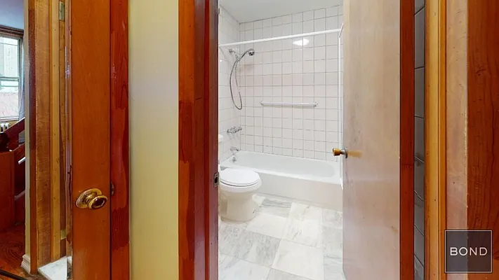 Rented by Bond New York | media 45