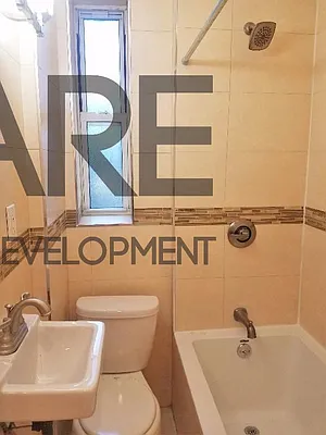 Rented by Big Square Realty LLC | media 12